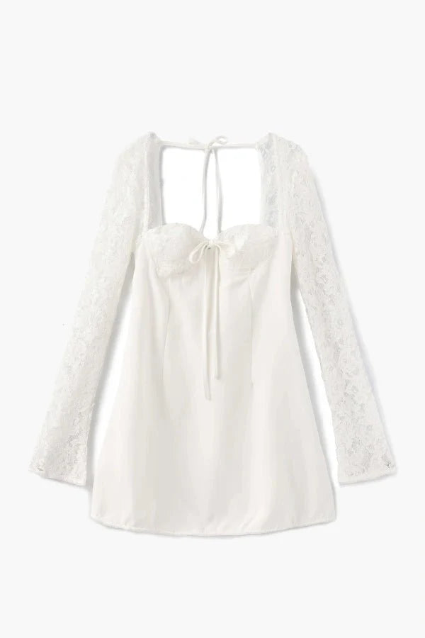 Louise | Lace Charm