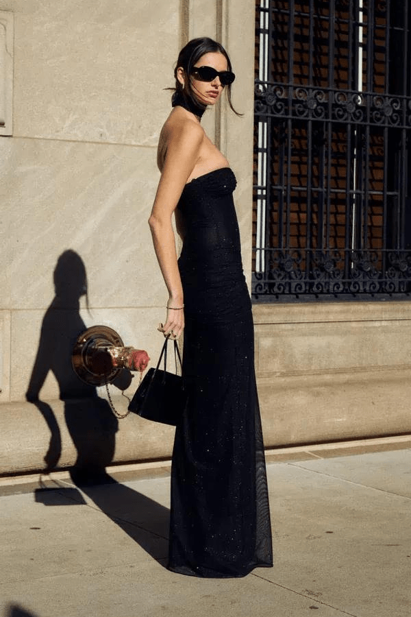 Isabela | Strapless Sparkly Gown