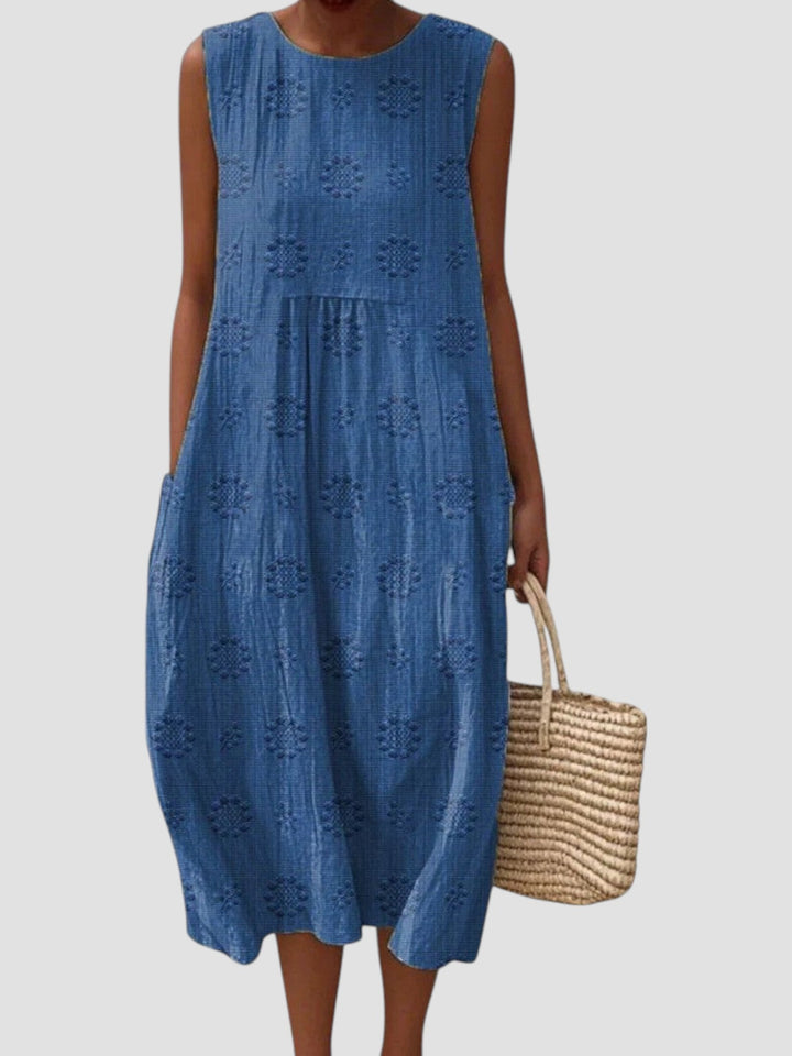 Jenna | Textured Sleeveless Midi Dress