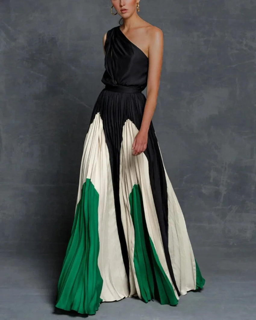 Charlotte | Maxi Dress with Stylish Shoulder Design