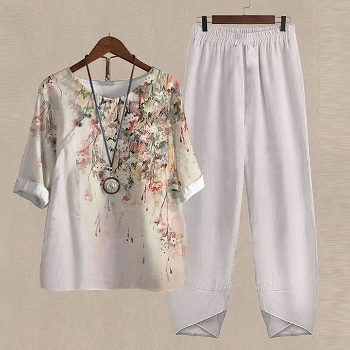 Kaylee | Perfectly Comfortable Elegant Floral 2 Piece Set