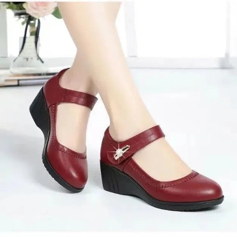 Lydia | Adjustable Strap Mid-Heel Shoes